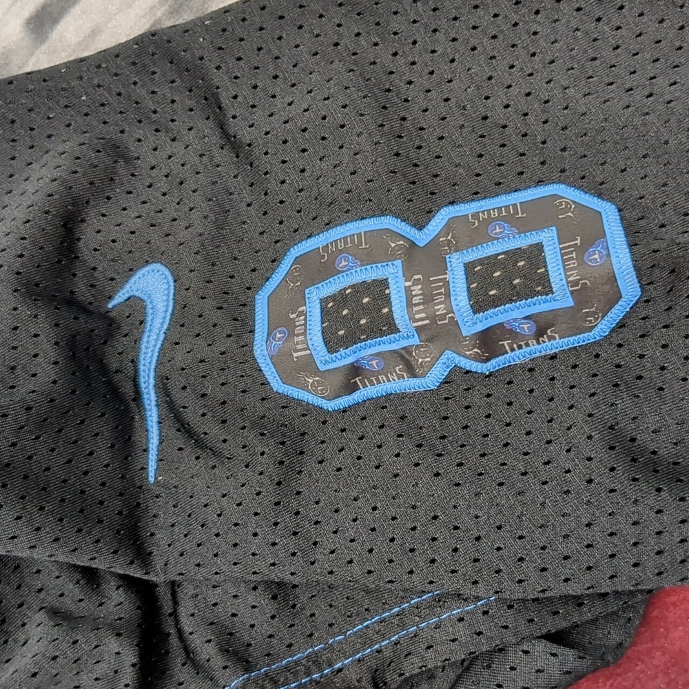 NFL Titans Jersey Mariota - Picture 4 of 8